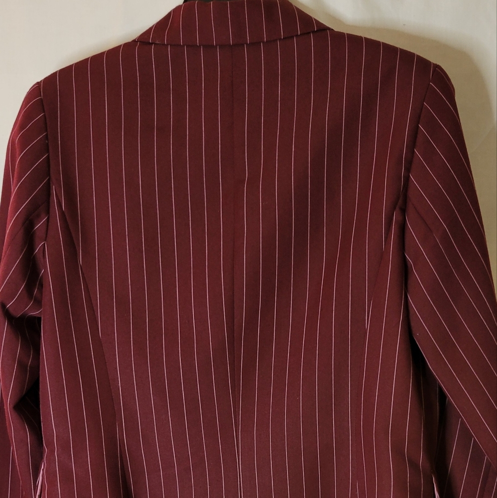 Classic Two-Piece - image 3